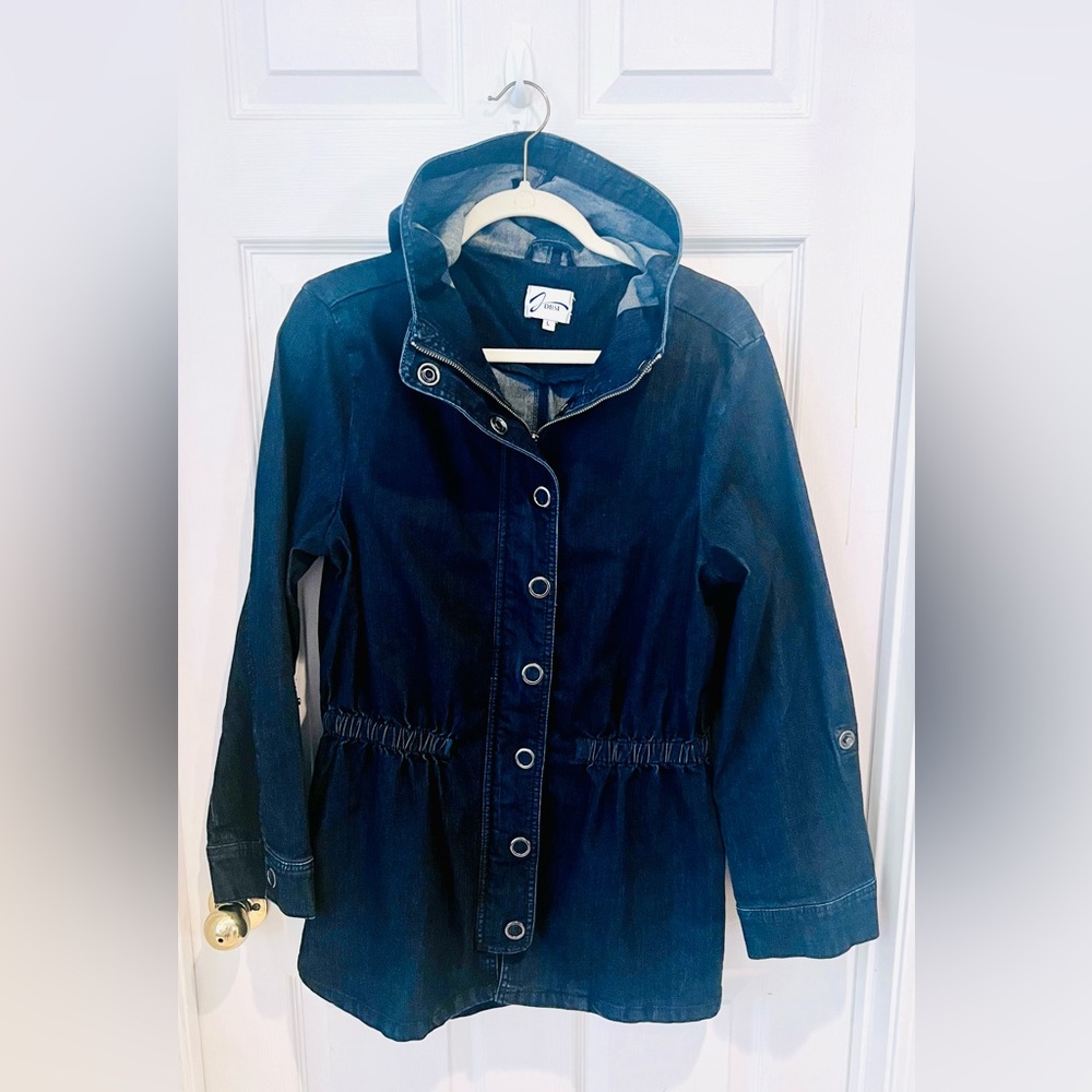 Women Jean Jacket with a Hood